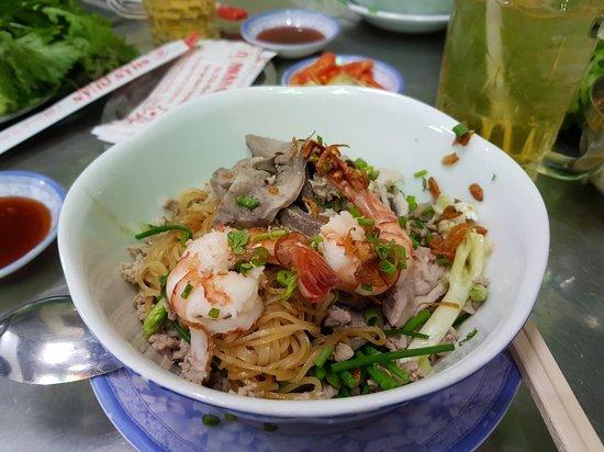 Hu tieu Nam Vang Nhan Quan